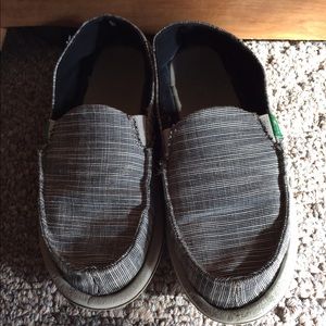 Sanuk size 6.