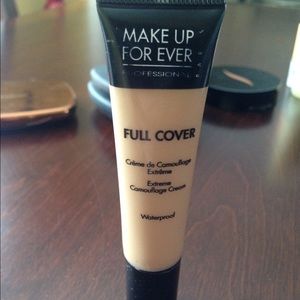 Make up for ever concealer, extreme camouflage