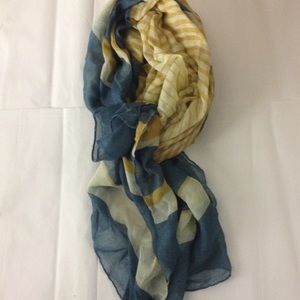 Multi color scarf