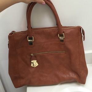 Steve Madden large caramel color purse!