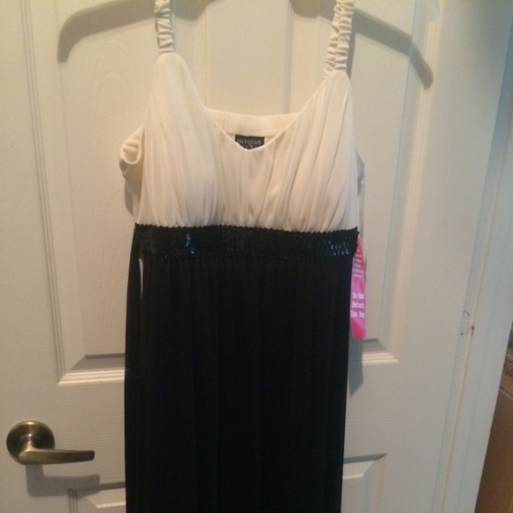 Black and white dress