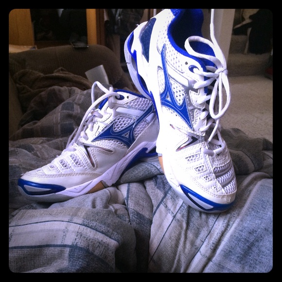 Mizuno wave lightning VolleyBall shoes