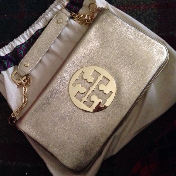 NWT Authentic Tory Burch Clutch