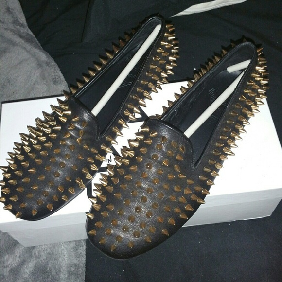 Black with Gold Spikes Unif Hellraisers