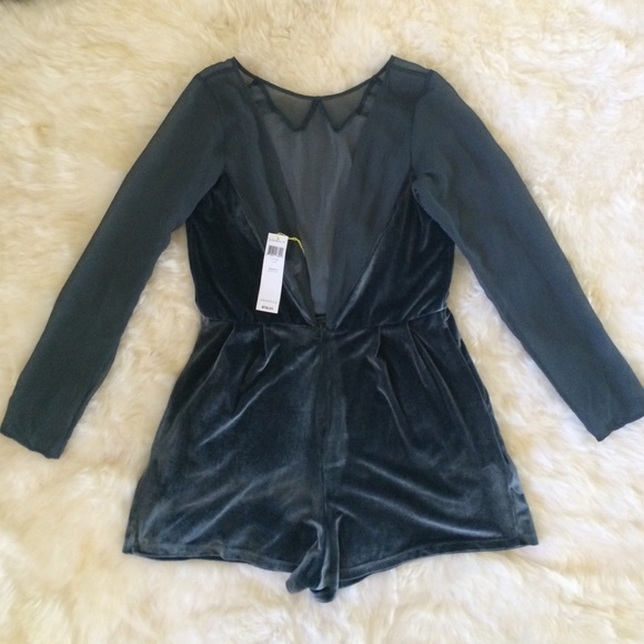 ⌛️BCBGeneration Hunter Green Velour Jumpsuit - Picture 2 of 3