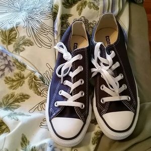 Navy converse