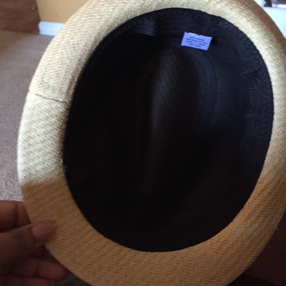 Straw Hat - Picture 3 of 4