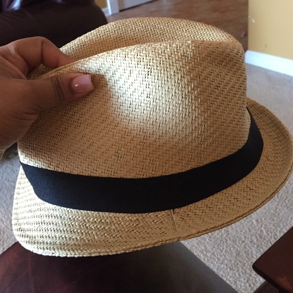 Straw Hat - Picture 4 of 4