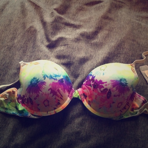 PINK bra