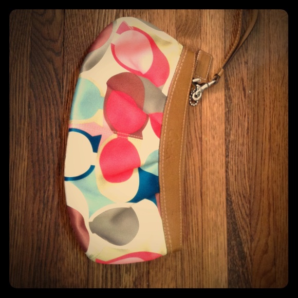 Wristlet