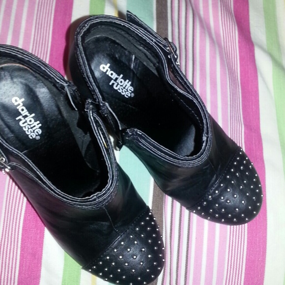 Booties - Picture 4 of 4