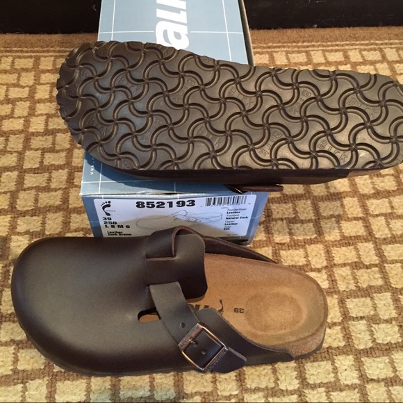 New Hudson slip on by Newalk. Dark brown leather - Picture 1 of 2