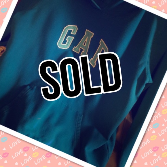 Sold Blue GAP SWEATSHIRT sold - Picture 1 of 2