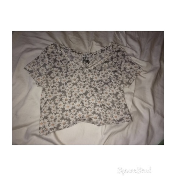 Nollie daisy top