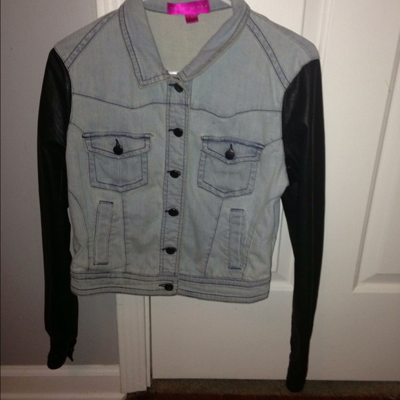 Denim jacket w/ faux leather sleeves