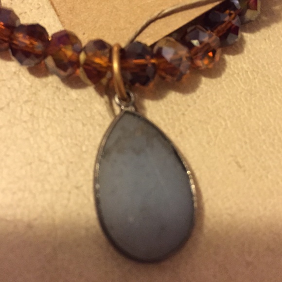 Glass beaded bracelet with sparkle stone charm - Picture 3 of 3