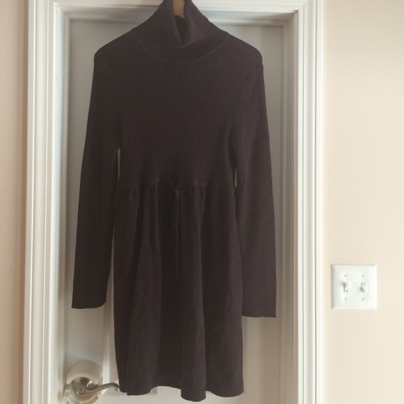 Daisy Fuentes sweater dress!