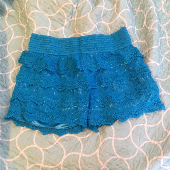 Turquoise lace shorts!