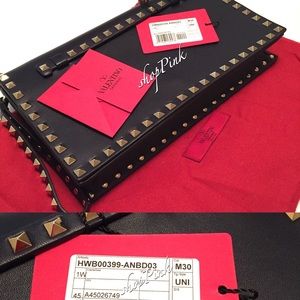 🎉SOLD!🎉Valentino Rockstud Flap