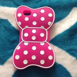 Pink polkadot case