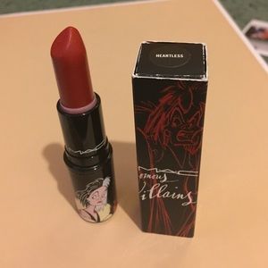 Mac LE venomous Villians lipstick