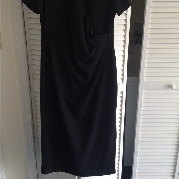 Classic black dress - Oriental Inspired Neckline - Picture 2 of 3