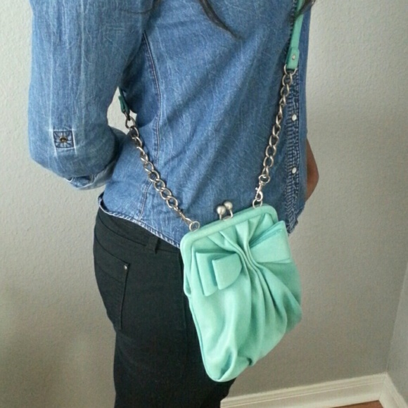 Jessica Simpson Seafoam Bow accent purse.