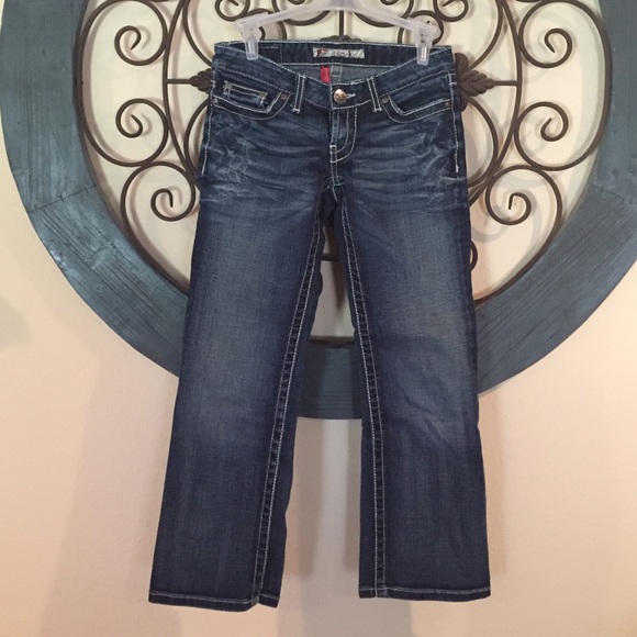 BKE Stella Capris. Size 25 stretch.