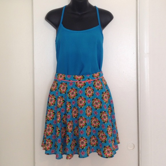 Skirt
Blouse
