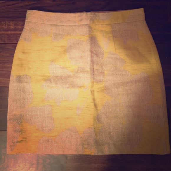 Spring 2014 Zara linen skirt size small