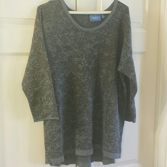 Vera Wang Charcoal sweater tunic. NWOT