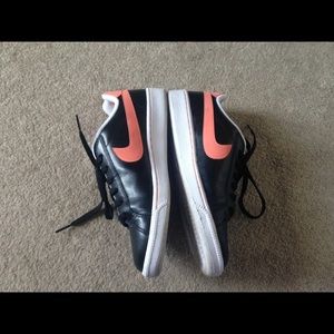 Nike Women's sneakers