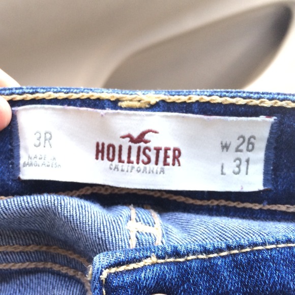 Medium wash skinny good condition never worn! - Picture 2 of 4