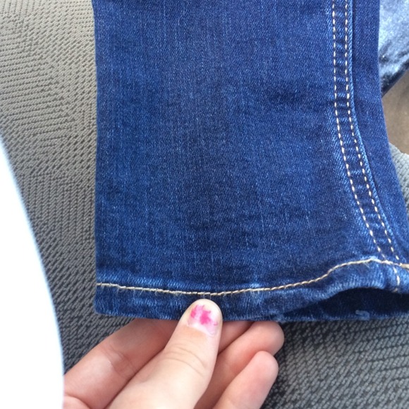 Medium wash skinny good condition never worn! - Picture 4 of 4