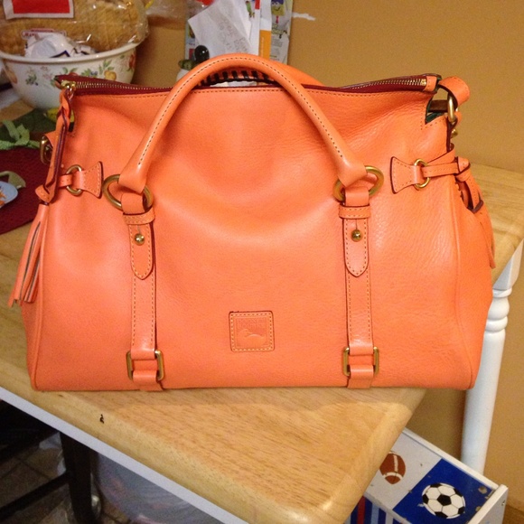 Dooney and bourke medium florentine satchel.