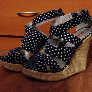 Qupid strappy Polka-dot wedge