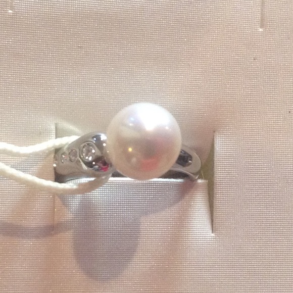 Morellato women's pearl ring Sz 9 new in box