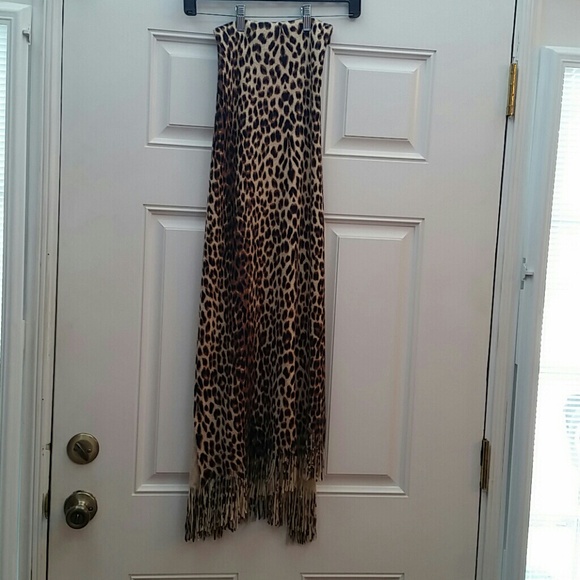 Long leopard scarf - Picture 1 of 3