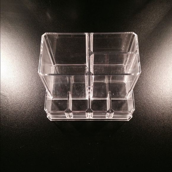 Acrylic makeup storage