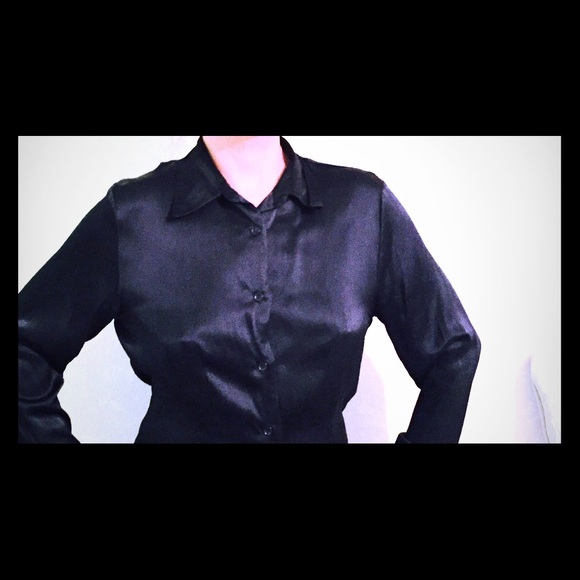 Ann Taylor 100% silk shirt/blouse