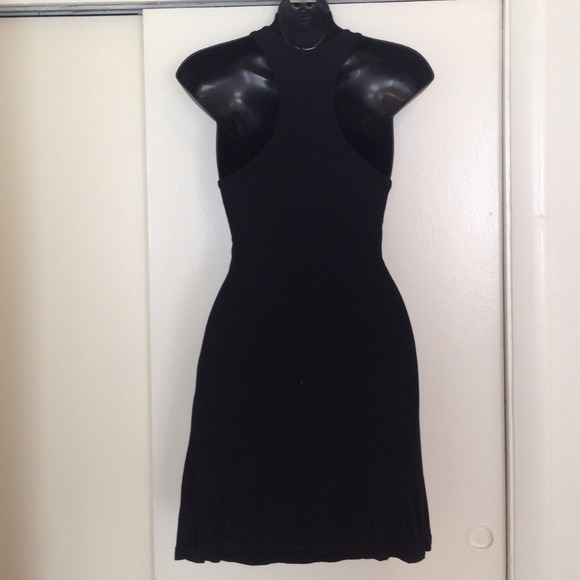 Dress - Picture 2 of 4