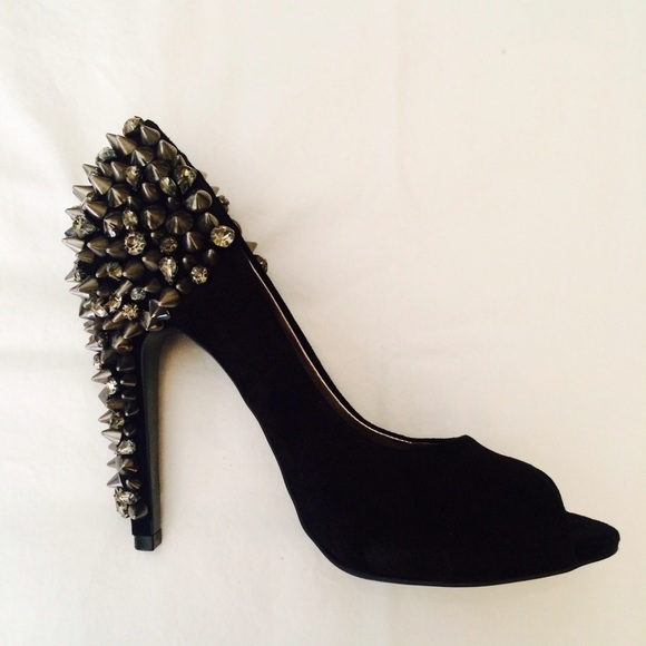 💕HOST PICK! •• Sam Edelman Studded Lorissa Heels