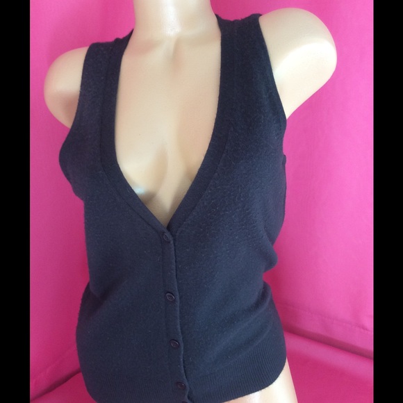 New York & Company Black Sleeveless Sweater Vest M