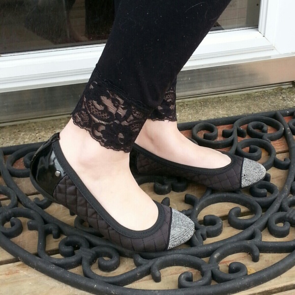 ♥DANA BUCHMAN QUILTED/ PATENT / STUDDED FLATS