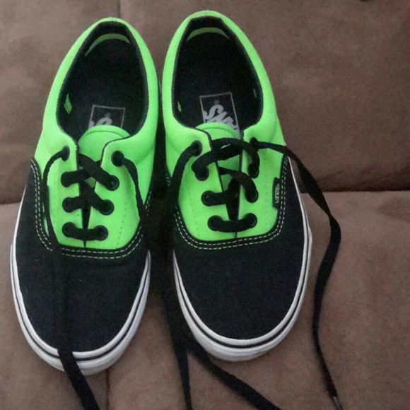 Vans (: