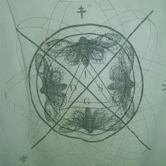 Moth Top - Picture 2 of 2