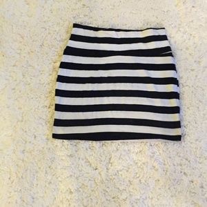 SOLD!!!!!!!!! Urvana mini skirt