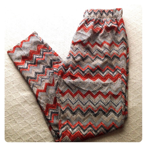 * Reserved * Fashion Q Pants