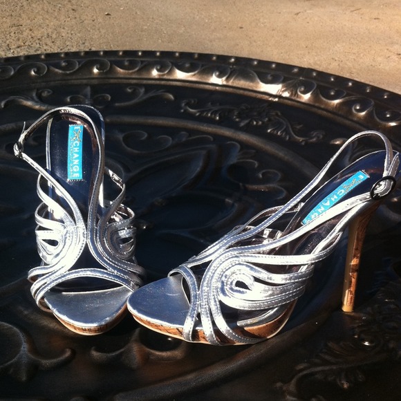 HPCharles David Siver &Cork  Heels  4.5-5 " heel - Picture 3 of 4