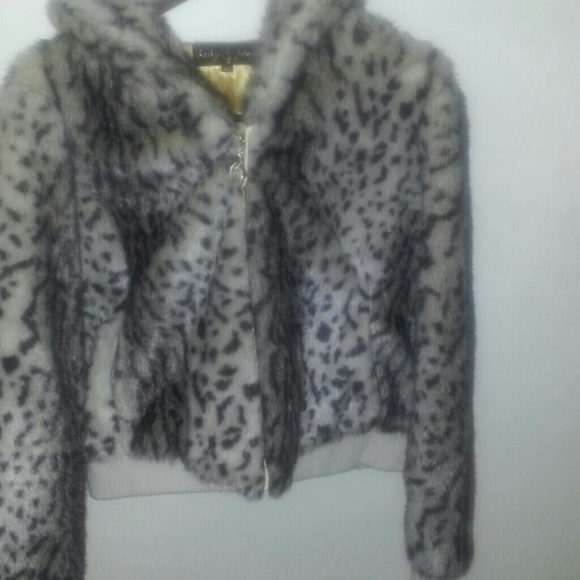 Leopard print faux fur jacket